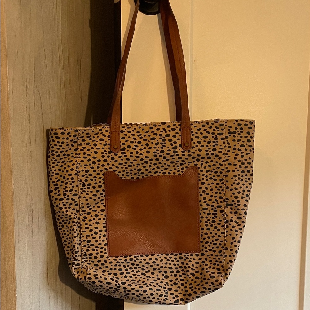 Universal Thread Spotted Tan and Brown Tote